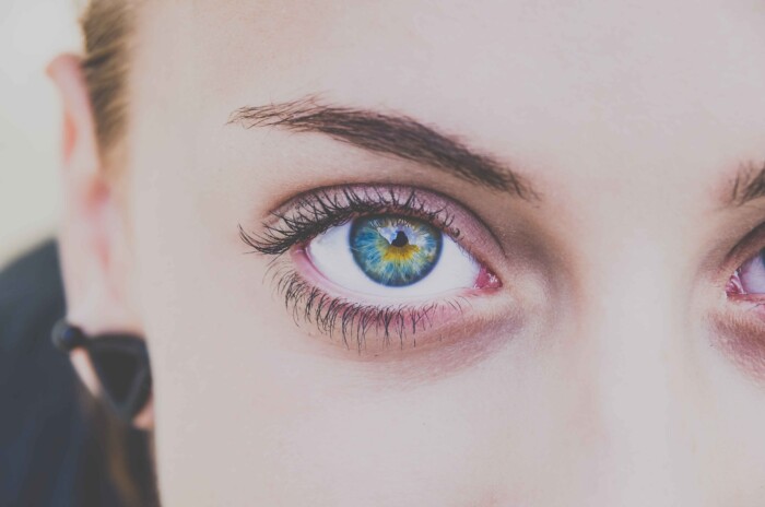 Het effect van een aangezichtsverlamming op je ogen