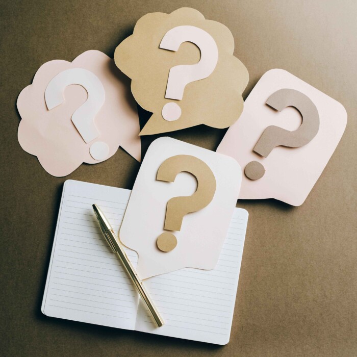 Waar kan ik lenzen laten aanmeten?